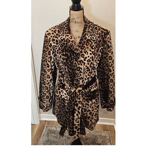 Mix It Leopard Print Coat with Belt Size Large - Picture 2 of 7